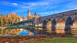 Encuentra vuelos baratos desde Bolivia a Salamanca
