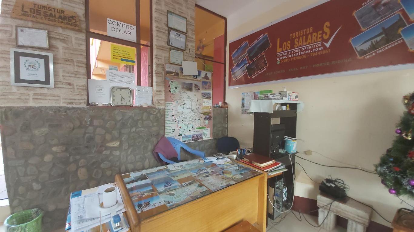 Hostal Salares