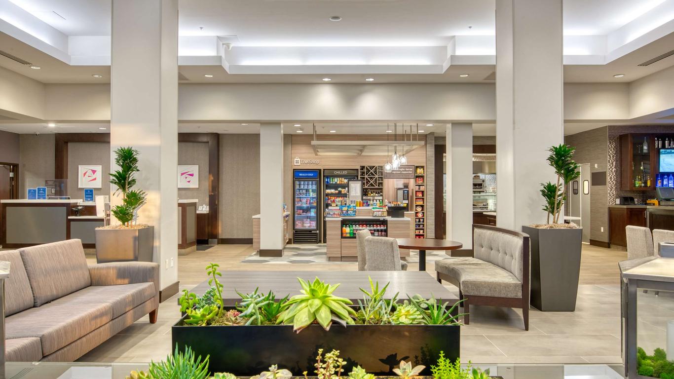 Hilton Garden Inn Irvine/Orange County Airport