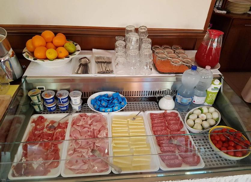 Buffet Foto